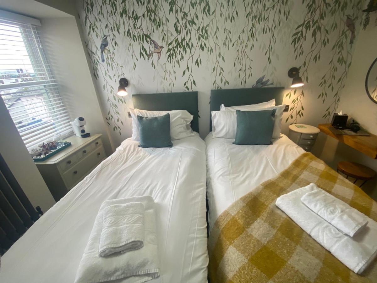 The Hive At Poppi-Red Bed & Breakfast Hawkshead Dış mekan fotoğraf
